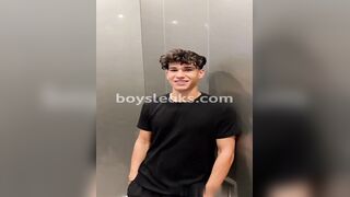 Angel Dario Garcia (Alann23)  short clip of me getting fucked by a new guy  Gay porn videos